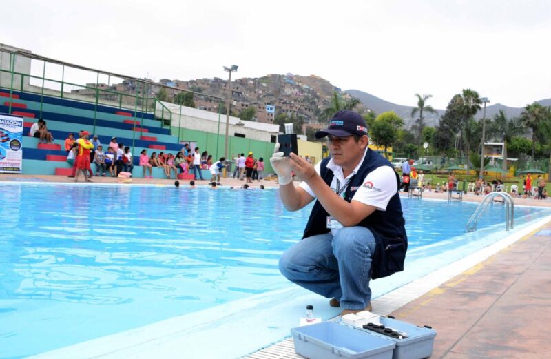 Control de Calidad Microbiológico en Piscinas Control de Calidad Microbiológico en Piscinas